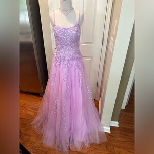 Lilac Embroidered Tulle Prom Special Event Dress sz 16